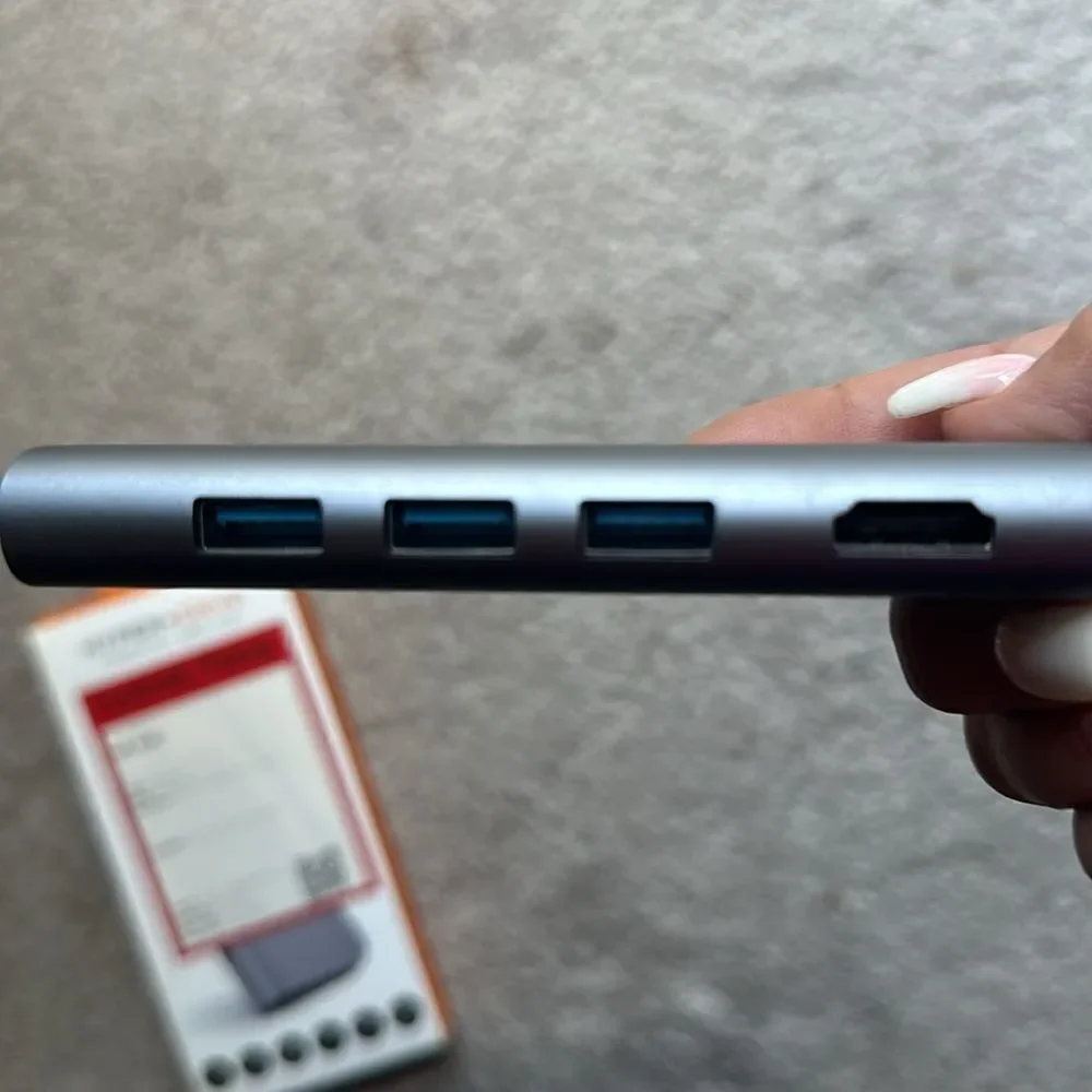 Hyperdrive usb hub